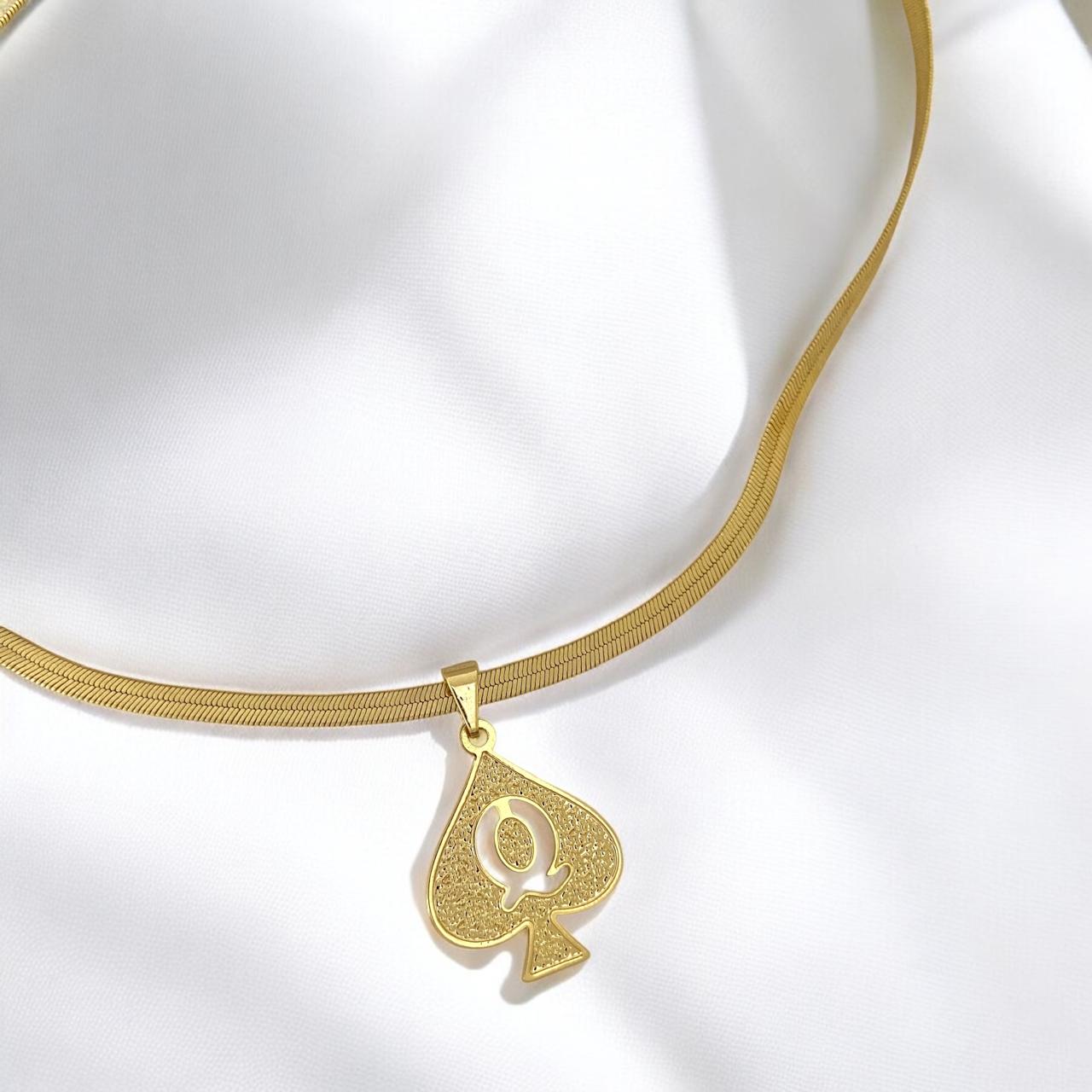 Colar Fita Dama de Espadas no banho em ouro ou prata