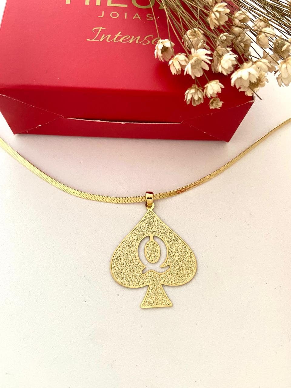 Colar Fita Dama de Espadas Tamanho G no banho em ouro ou prata